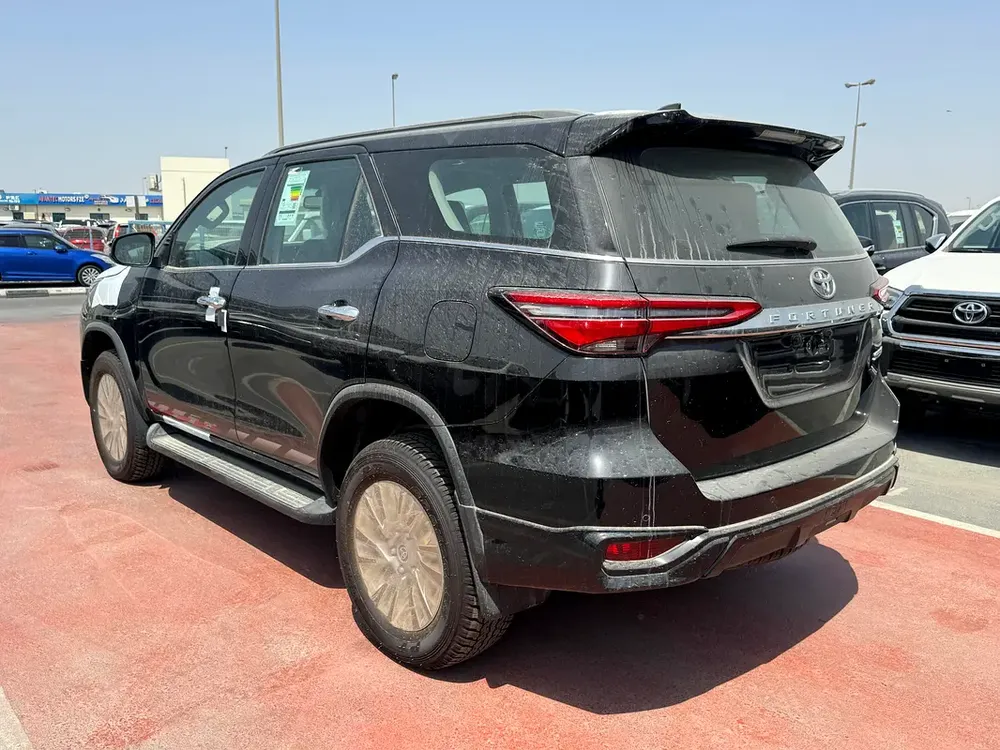 Toyota Fortuner 4.0 FULL OPTION 2026 - Image 6