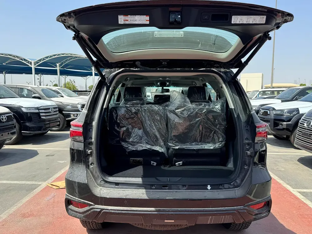 Toyota Fortuner 4.0 FULL OPTION 2026 - Image 7