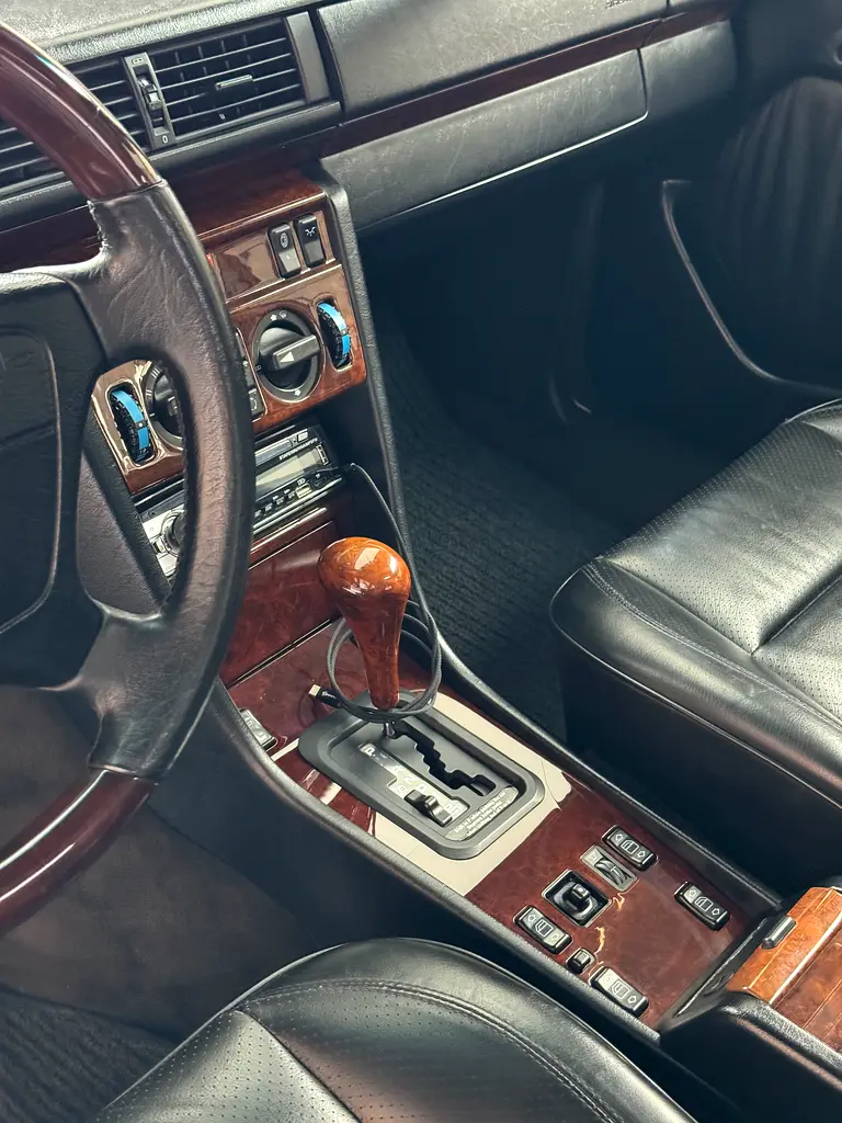 1994 Mercedes-Benz E-Class E 500 | Classic W124 | European Specs - Image 11