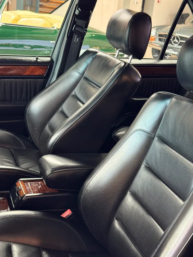 1994 Mercedes-Benz E-Class E 500 | Classic W124 | European Specs - Image 12