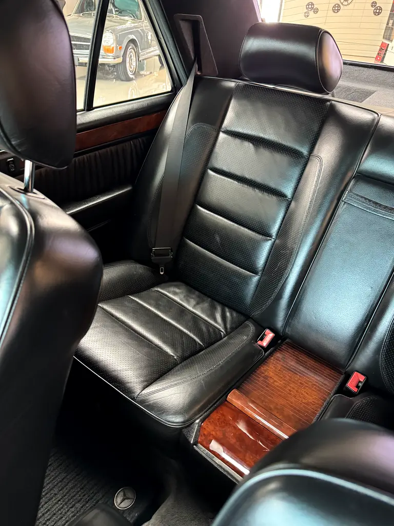 1994 Mercedes-Benz E-Class E 500 | Classic W124 | European Specs - Image 13