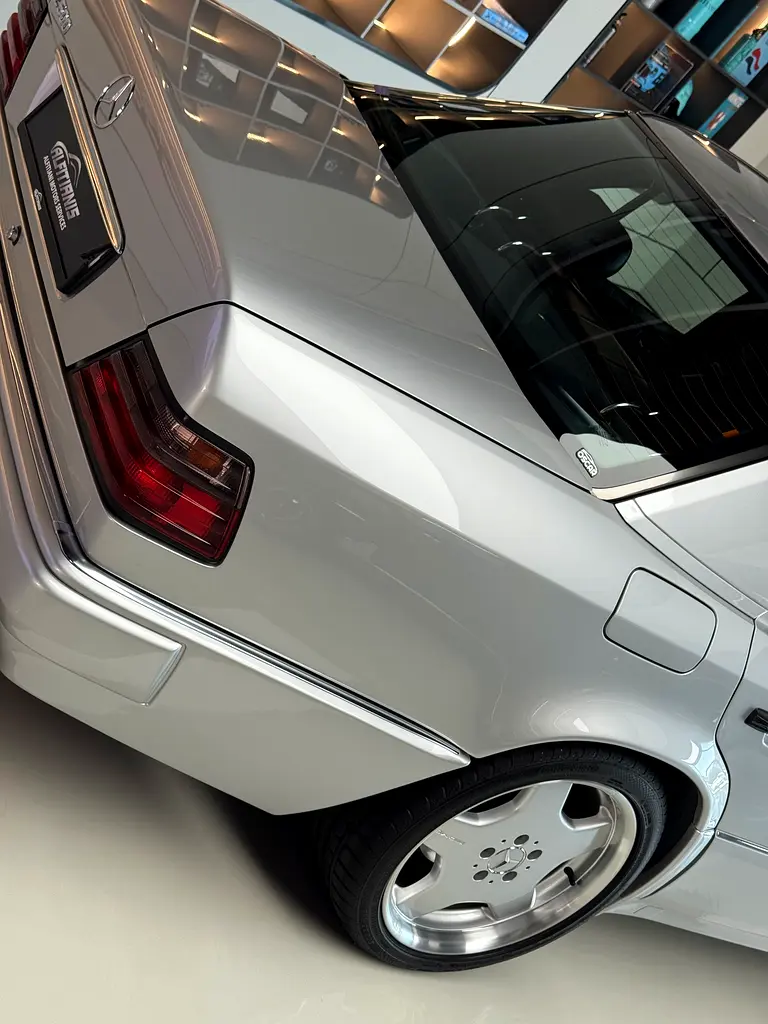 1994 Mercedes-Benz E-Class E 500 | Classic W124 | European Specs - Image 8