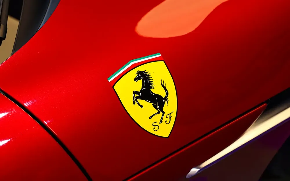 Ferrari 12Cilindri Coupe 2025 - Brand New - GCC Specs? - Image 18