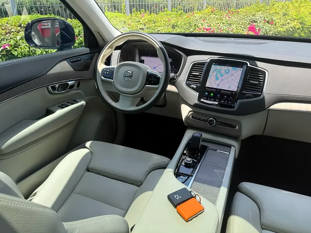 NEW ARRIVAL VOLVO XC90 B5 2024 GCC 7 SEATER UNDER WARRANTY FULL SERVICE HISTORY ORIGINAL PAINT - Image 13