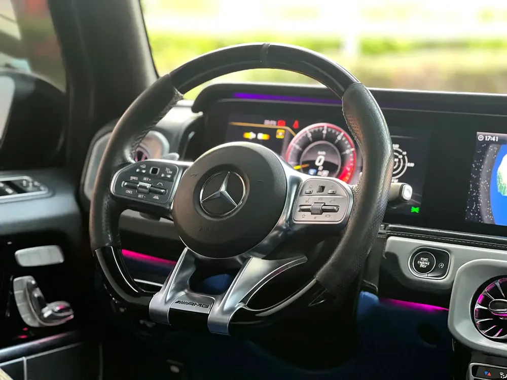MERCEDES G700 BRABUS  | ORIGINAL WITH DOCS | NO ACCIDENTT - Image 8