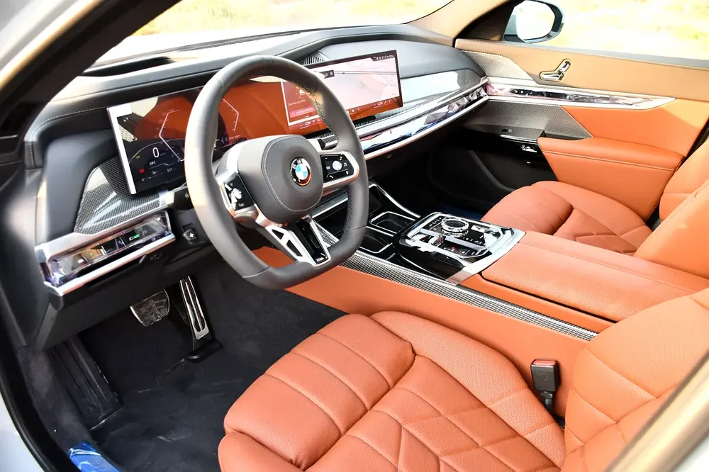 BMW 735i M KIT 2026 | UNDER WARRANTY 2 YAERS KM 600 ONLE - Image 5