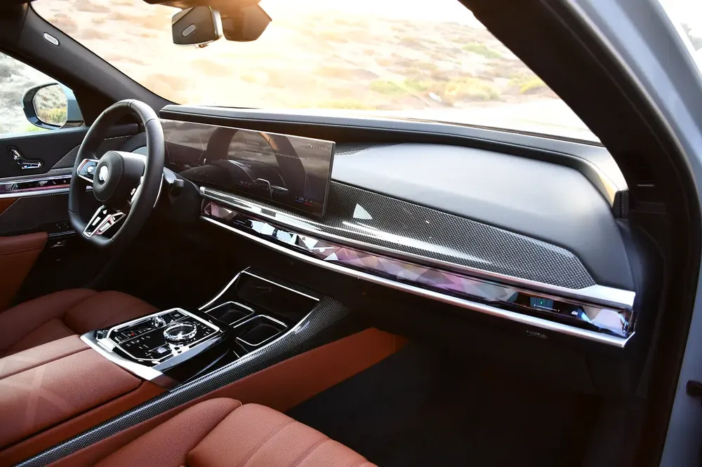 BMW 735i M KIT 2026 | UNDER WARRANTY 2 YAERS KM 600 ONLE - Image 6