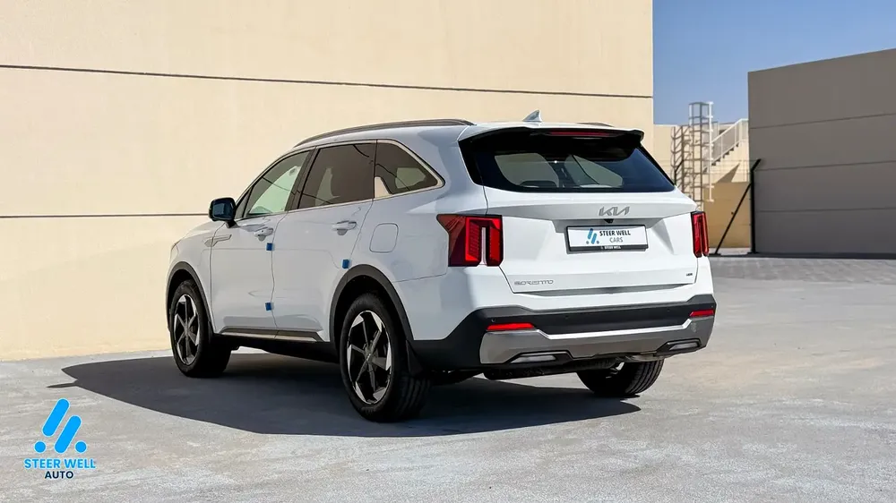 2025 Kia Sorento 4x4 | 4-Cylinder 2.5L Petrol AT | Best Deals Available - Image 4