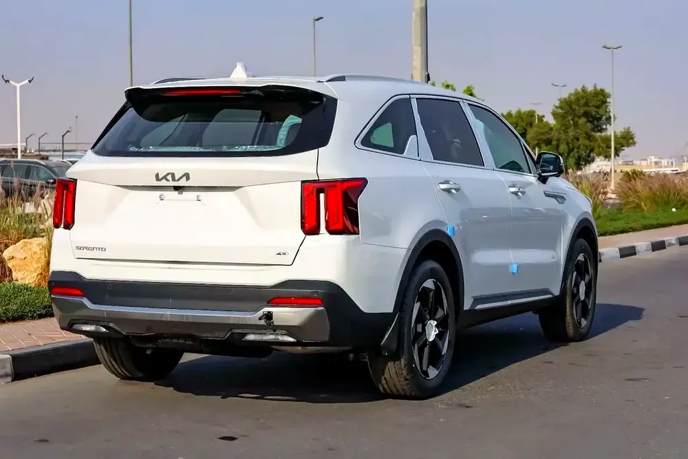2025 Kia Sorento 4x4 | 4-Cylinder 2.5L Petrol AT | Best Deals Available - Image 9
