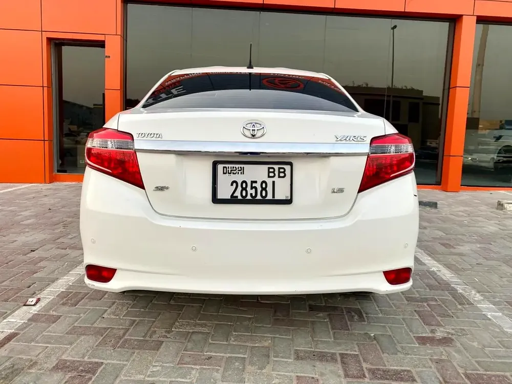 2016 TOYOTA YARIS SE+ 1.5L || ORIGINAL PAINT || ACCIDNT FREE || FULL SERVICE HISTORY|| SINGLE OWNER - Image 12