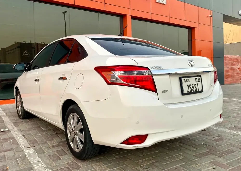2016 TOYOTA YARIS SE+ 1.5L || ORIGINAL PAINT || ACCIDNT FREE || FULL SERVICE HISTORY|| SINGLE OWNER - Image 9