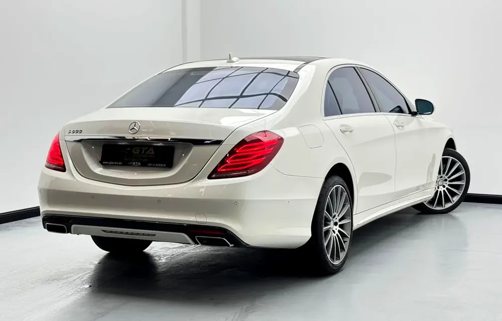 2015 Mercedes-Benz S500 AMG, Mercedes Service History, Excellent Condition, GCC - Image 6