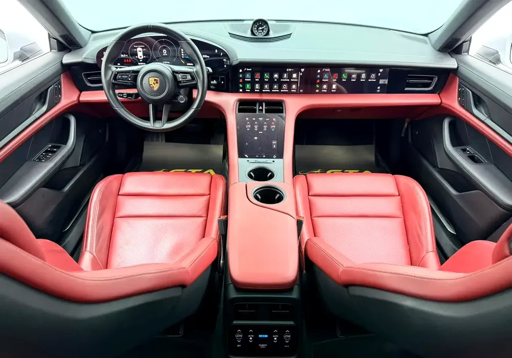2022 Porsche Taycan 4S, 2027 Porsche Warranty, Full Porsche Service History, Fully Loaded, GCC - Image 14