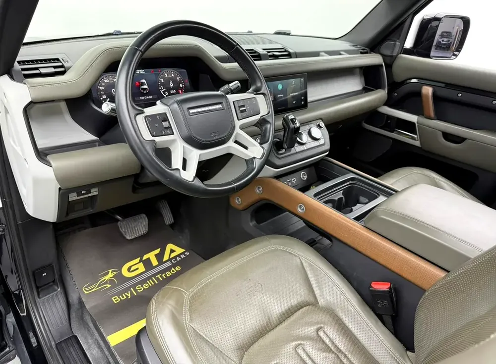 2021 Land Rover Defender P400 ,Agency Warranty+Full Service History ,GCC - Image 8