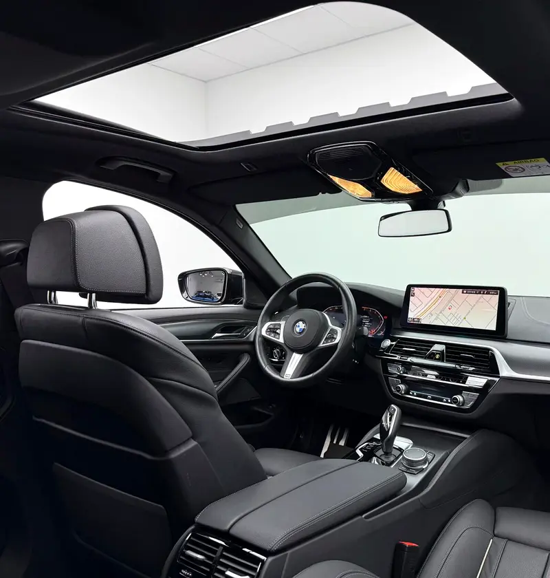 2023 BMW 540i M-Sport, 2027 BMW Warranty + Service Pack, Full BMW Service History, Low Km, GCC - Image 12
