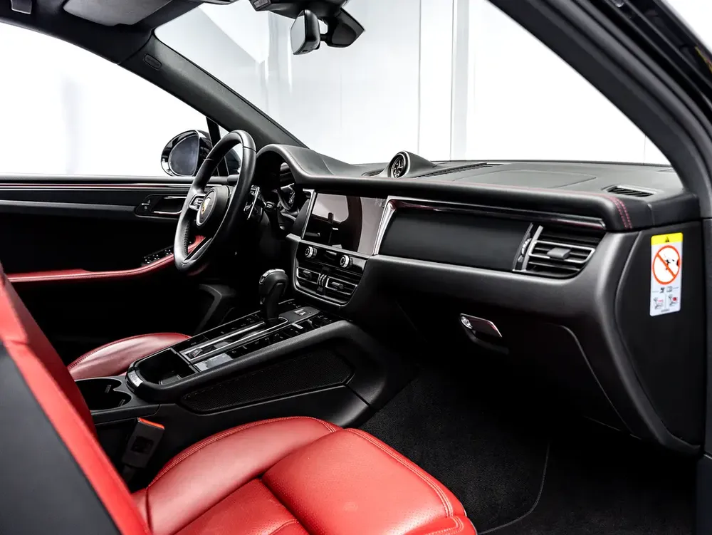 The BEST Ramadan Offer in the UAE - Limited Time, February 2028 Porsche Warranty, GCC - Image 14