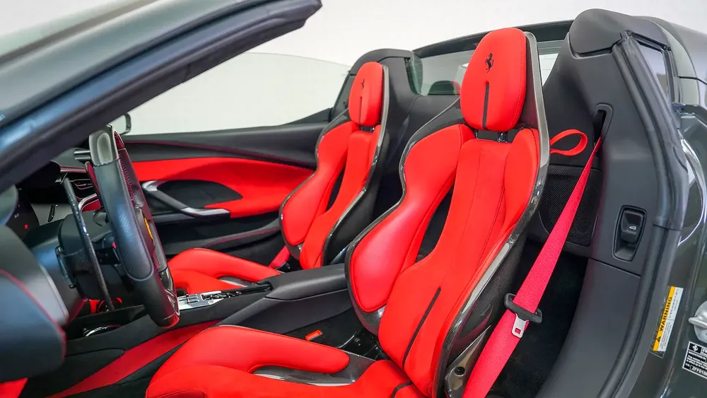 296 GTS V6 Twin-Turbo  | AED 18,540 PM | Warranty July 2026 -Service July 2030 | GCC - Image 5