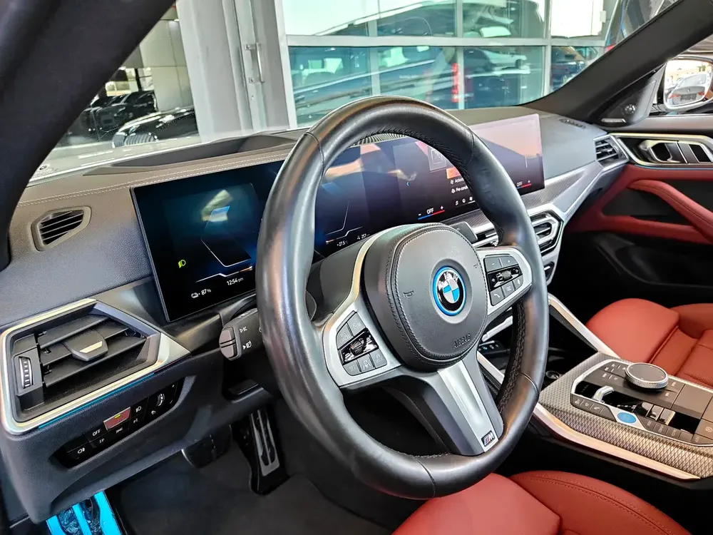AED 2,340 P.M | 2024 BMW i4 Gran Coupé eDrive35 MSport | BMW Warranty and Service Contract | GCC | - Image 13