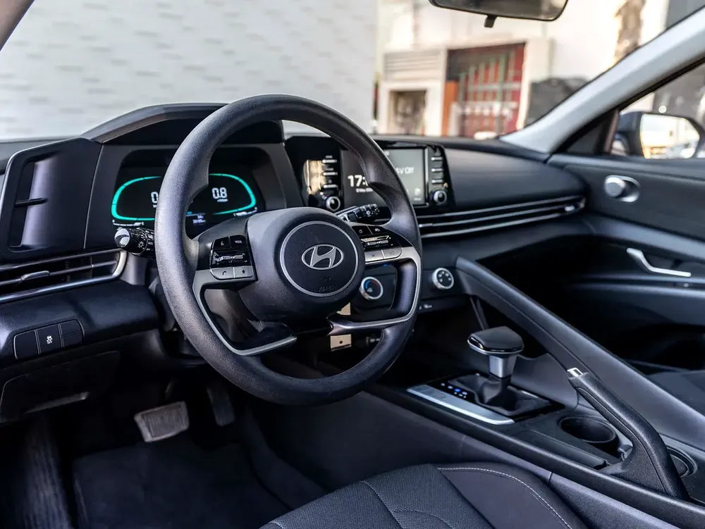 0% DOWN PAYMENT | THE MAY ADVANTAGE | RELIABLE DAILY | ELANTRA SMART | WARRANTY + SERVICE - Image 9