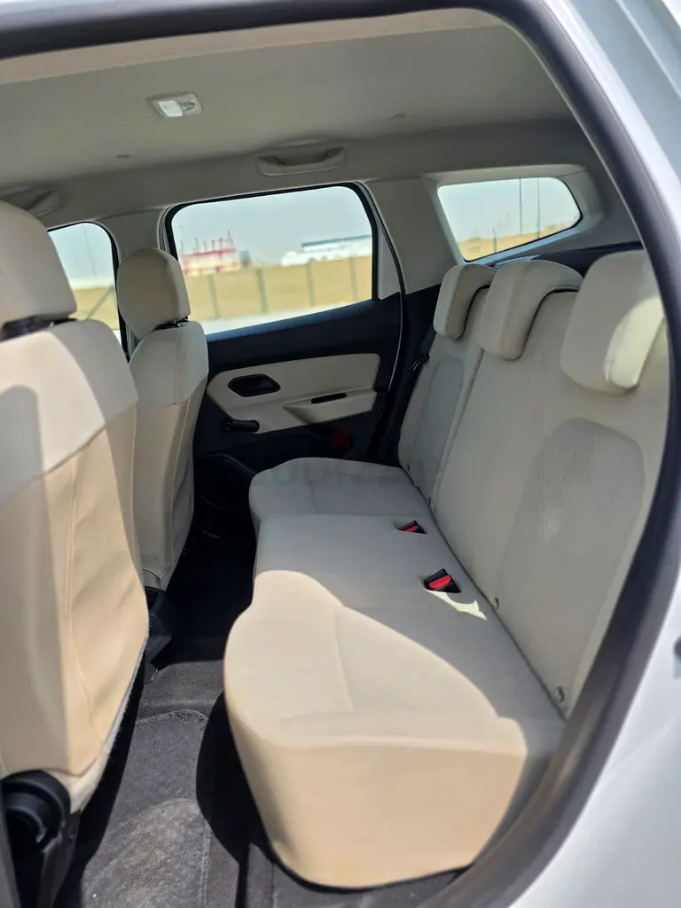Renault Duster 2020 GCC Specs - Reliable Compact SUV - Image 11