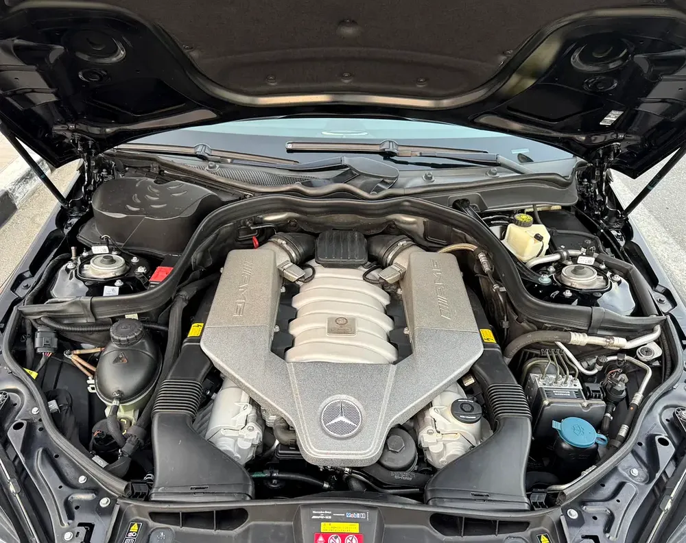 MERCEDES BENZ E63 AMG MODEL 2010 JAPAN IMPORT - Image 17