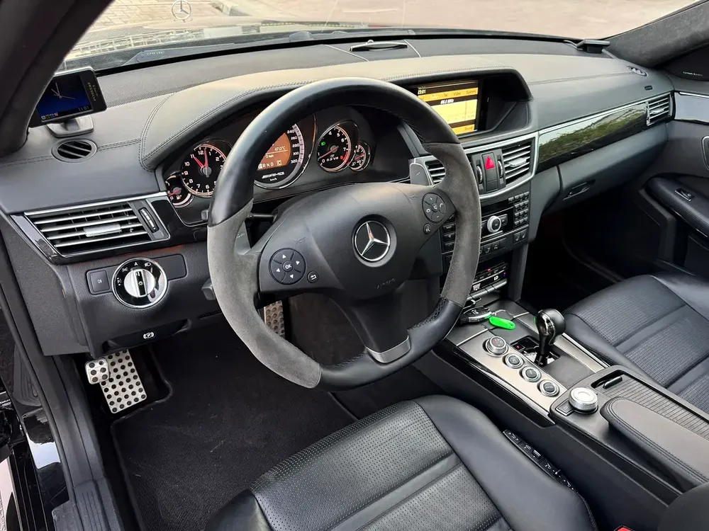 MERCEDES BENZ E63 AMG MODEL 2010 JAPAN IMPORT - Image 7