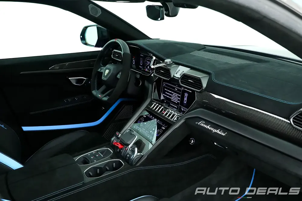 2024 Lamborghini Urus Performante | Extremely Low mileage | Fully Loaded | Best in Class | 4.0L V8 - Image 15