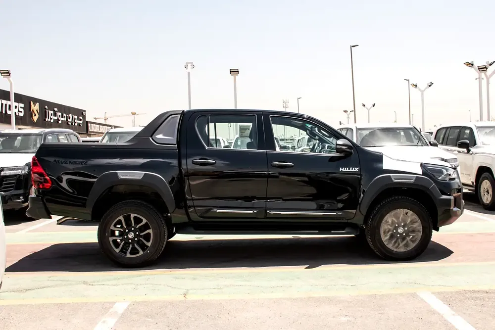 DIESEL Toyota Hilux Adventure 2026 GCC Specs - Brand New - Image 4