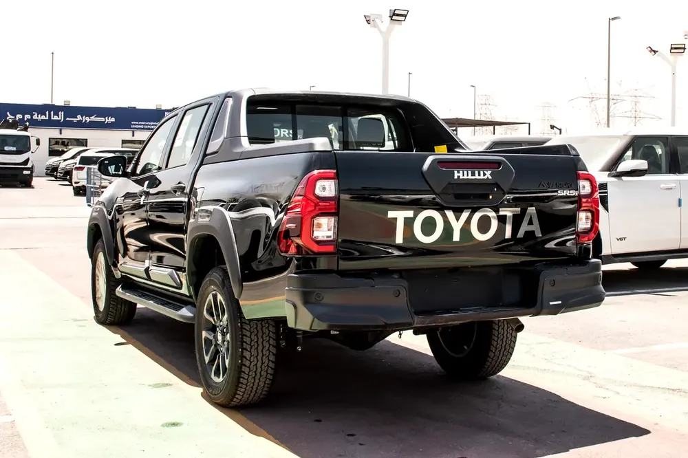 DIESEL Toyota Hilux Adventure 2026 GCC Specs - Brand New - Image 6