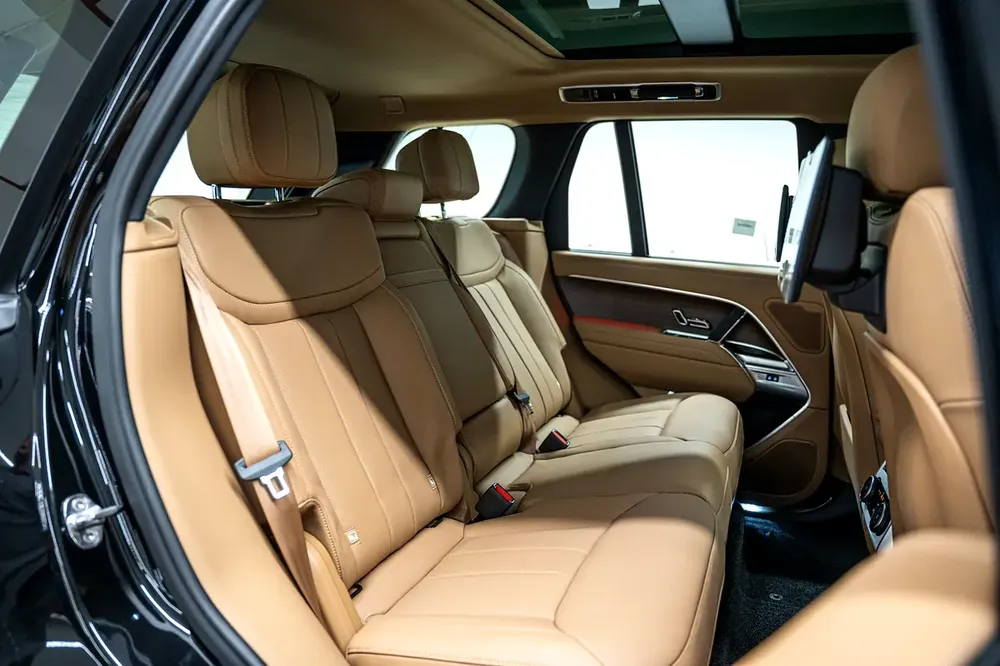 2024 Land Rover Range Rover - Brand New - GCC Spec - Lease to Own and Warranty Available - Image 14