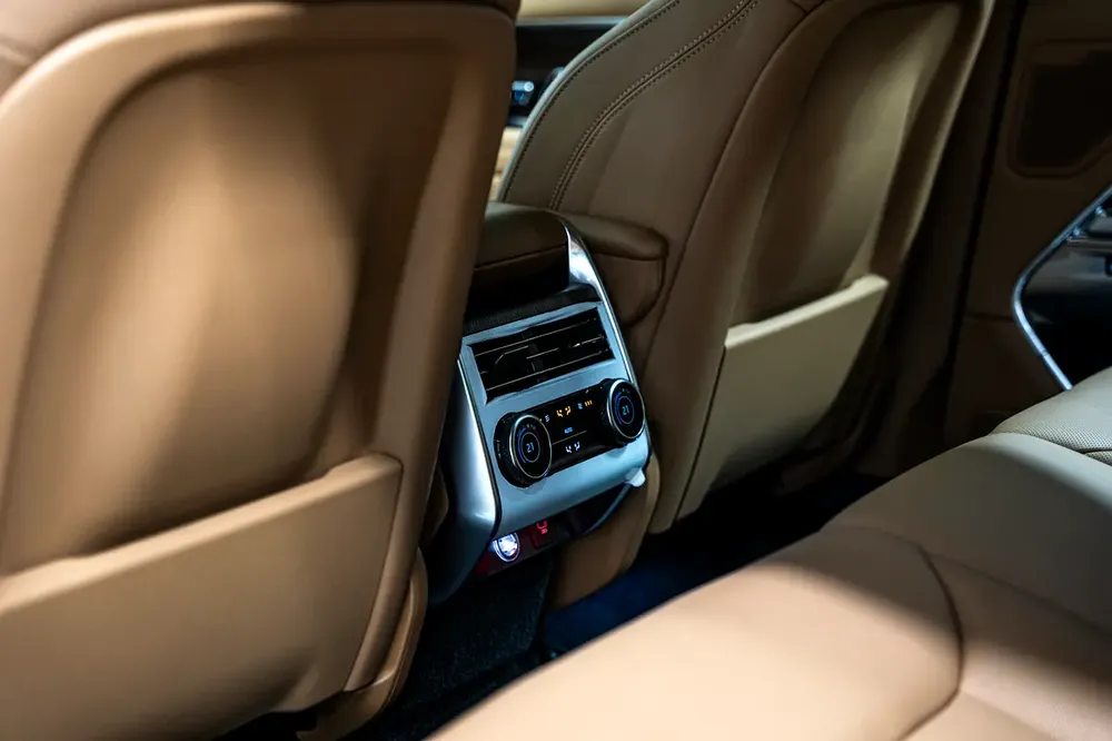 2024 Land Rover Range Rover - Brand New - GCC Spec - Lease to Own and Warranty Available - Image 19