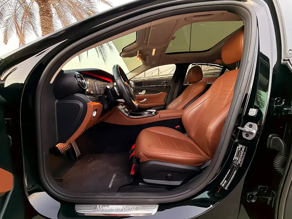 Mercedes-Benz E-Class E 350 | GCC Specs—Full service history - Image 13