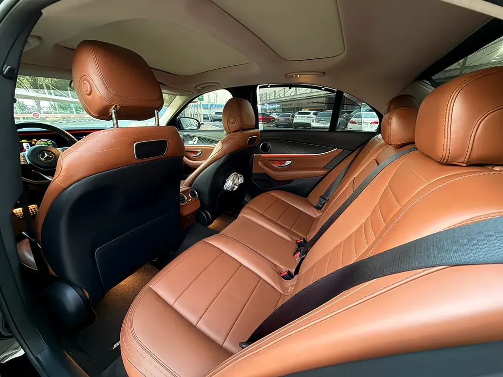 Mercedes-Benz E-Class E 350 | GCC Specs—Full service history - Image 17