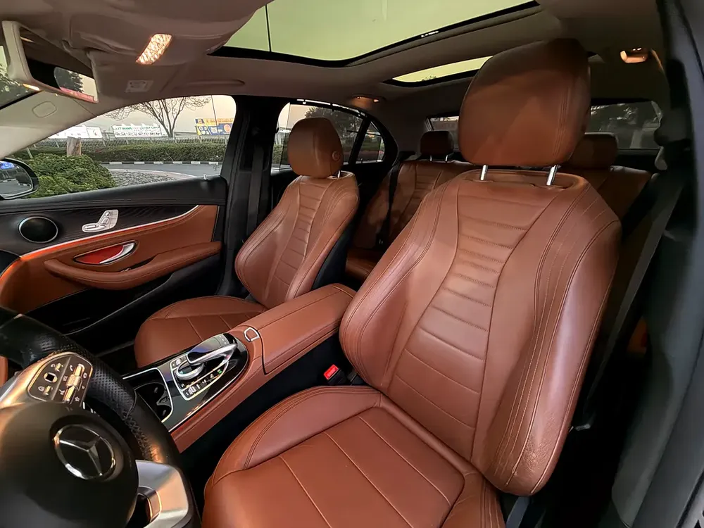 Mercedes-Benz E-Class E 350 | GCC Specs—Full service history - Image 18