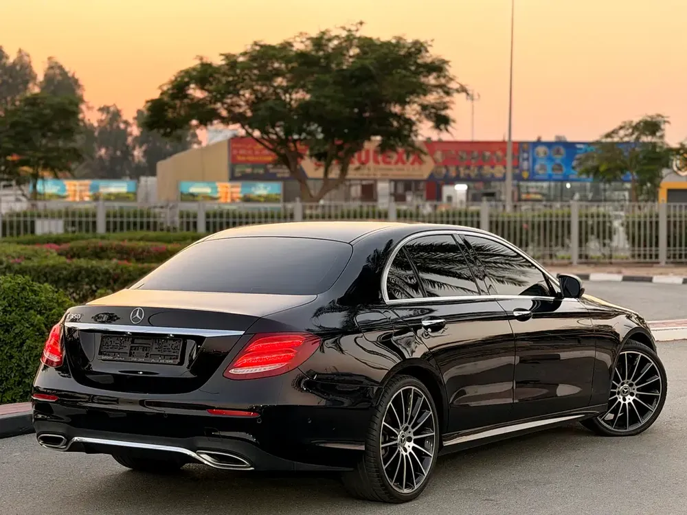 Mercedes-Benz E-Class E 350 | GCC Specs—Full service history - Image 8