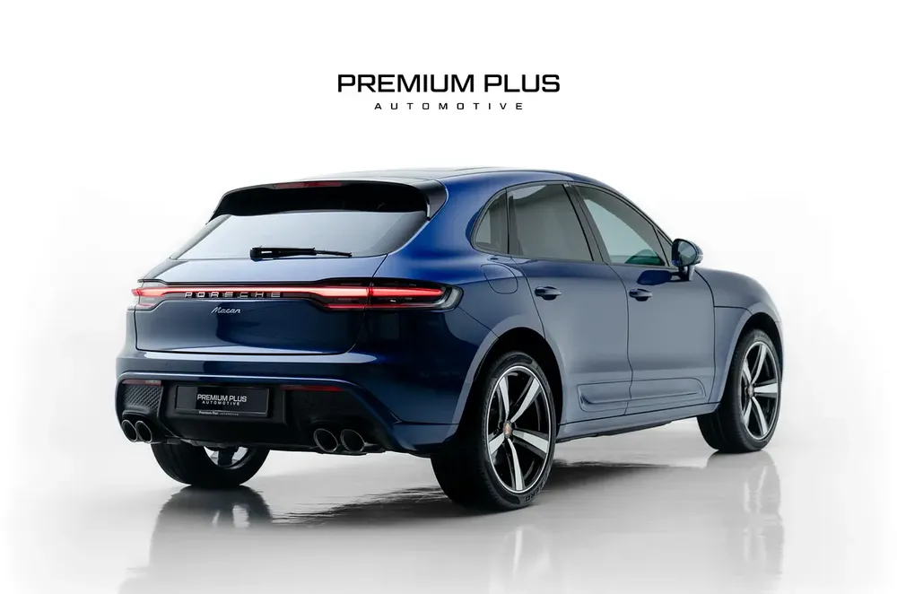 2023 Porsche Macan, 2027 Porsche Warranty, Low Kms, GCC - Image 6