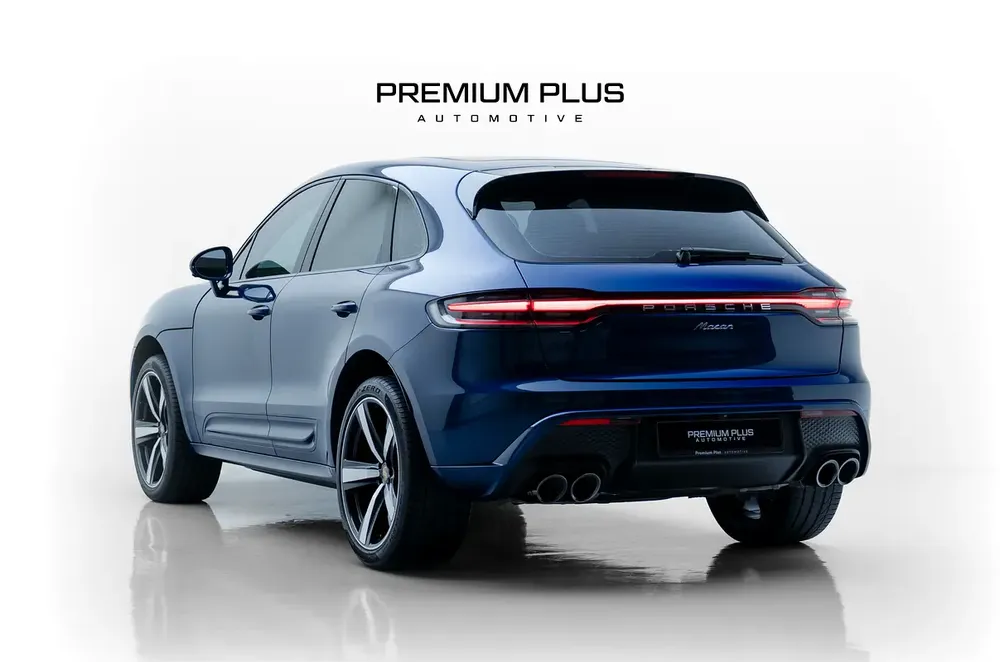 2023 Porsche Macan, 2027 Porsche Warranty, Low Kms, GCC - Image 7