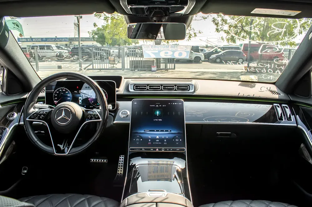 MERCEDES BENZ S580 | 2022 | 5A GRADE | ONLY 21700 KM | FRESH JAPAN IMPORT | CLEAN TITLE | - Image 11