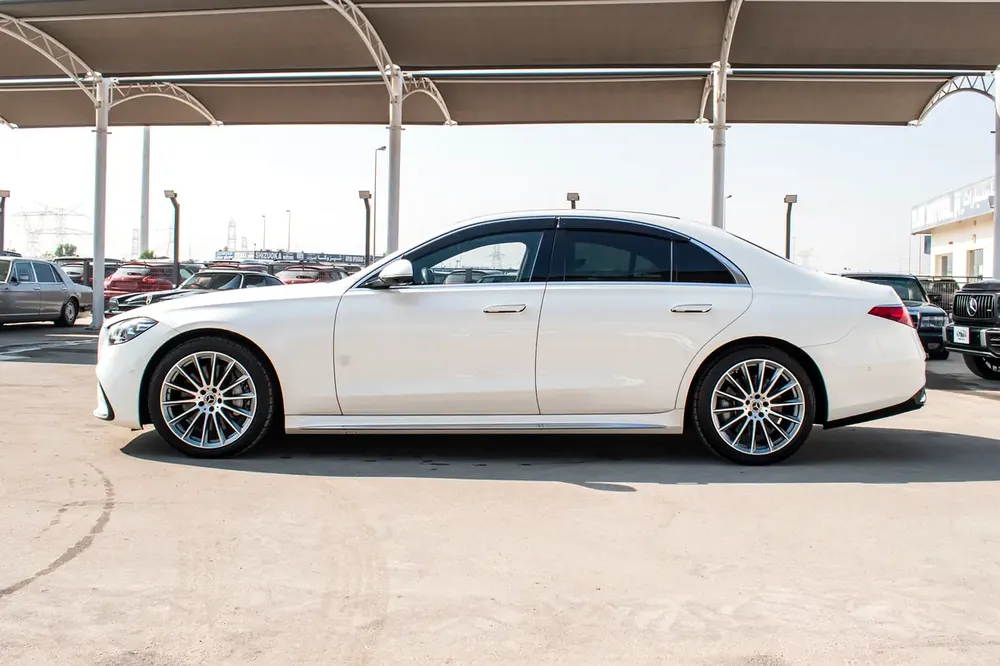MERCEDES BENZ S580 | 2022 | 5A GRADE | ONLY 21700 KM | FRESH JAPAN IMPORT | CLEAN TITLE | - Image 4
