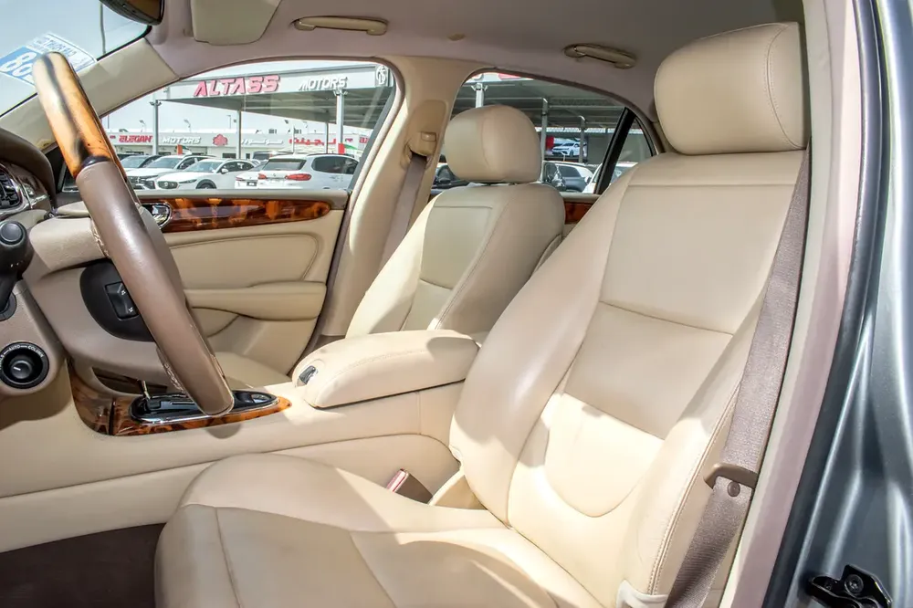 2006 - JAGUAR XJ8 - GOOD CONDITION - ONLY 43,000 KM - Image 13