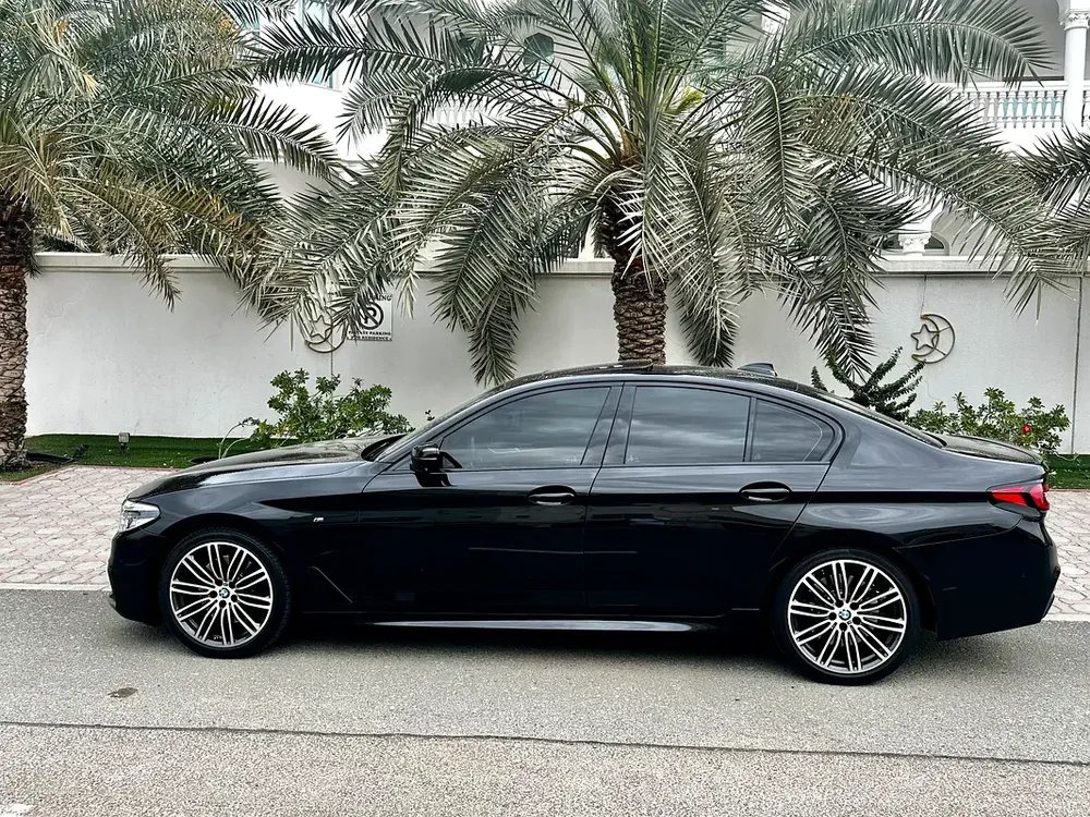 BMW 530i M-Kit Black Edition- Perfect Condition - Image 4