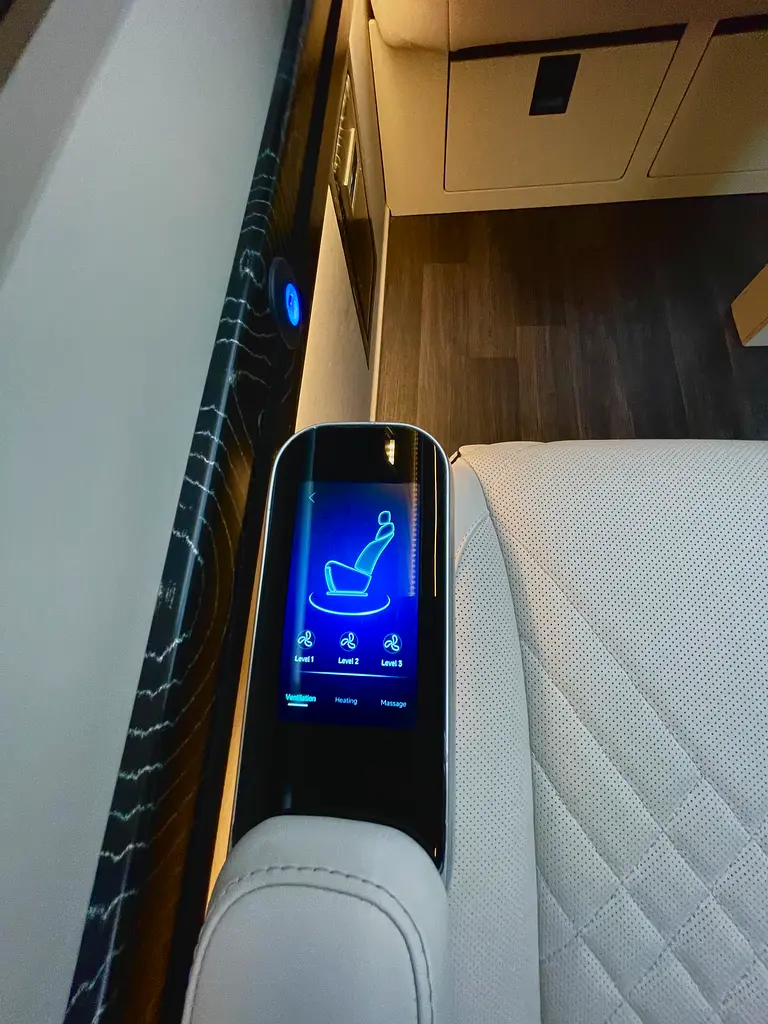 2024 VVIP MERCEDES SPRINTER with Bathroom, Additional AC and Air Suspension - 2 Years Warranty VLINE - Image 8