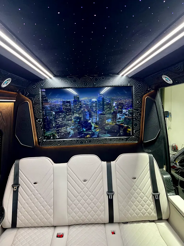 2024 VVIP MERCEDES SPRINTER with Bathroom, Additional AC and Air Suspension - 2 Years Warranty VLINE - Image 9