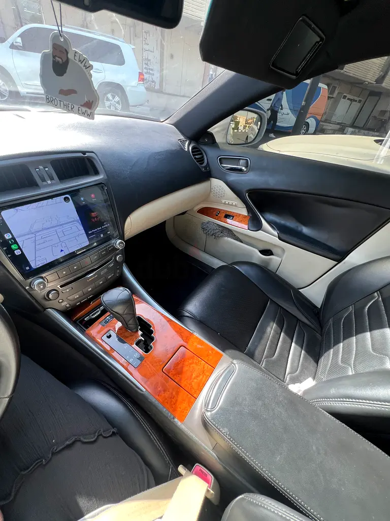 Well Maintained 2009 Lexus IS 300 | GCC Specs | Reliable Luxury - Image 14