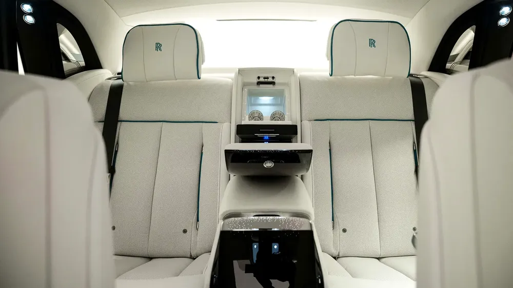 EU SPECS | BRAND NEW | ULTRA-HIGH SPECIFICATION | ACCIDENT-FREE |MONTHLY INSTALLMENTS AVAILABLE - Image 16
