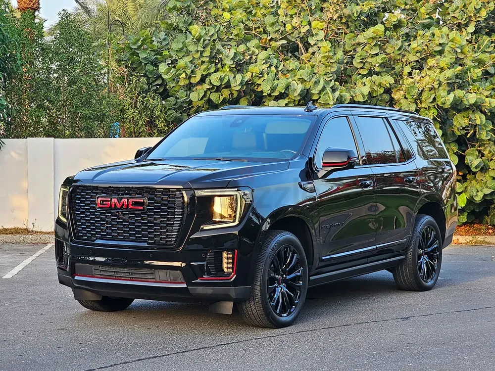 GMC YUKON DENALI ORIGINAL BLACK EDITION - Image 7