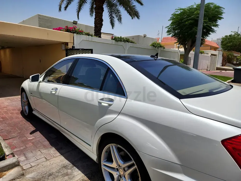 2012 Mercedes-Benz S-Class S550 - Image 4