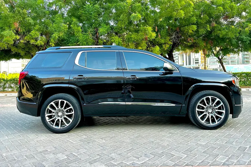Selling Our Family Car - Acadia Denali - Fullest Options - Original Paint - Great Condition - Image 5