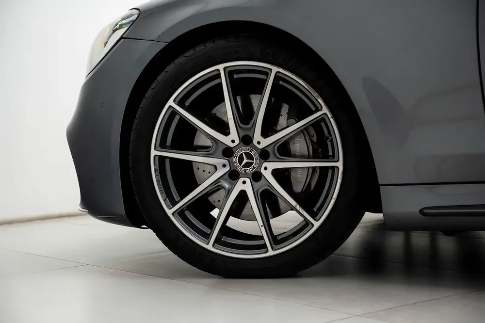 GCC SPECS - 2018 MERCEDES BENZ S 450 4MATIC LONG WHEELBASE LUXURY SEDAN - Image 5