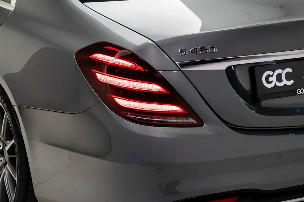 GCC SPECS - 2018 MERCEDES BENZ S 450 4MATIC LONG WHEELBASE LUXURY SEDAN - Image 9